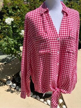Jordan Pink Gingham Tie-Hem Button-Down Shirt